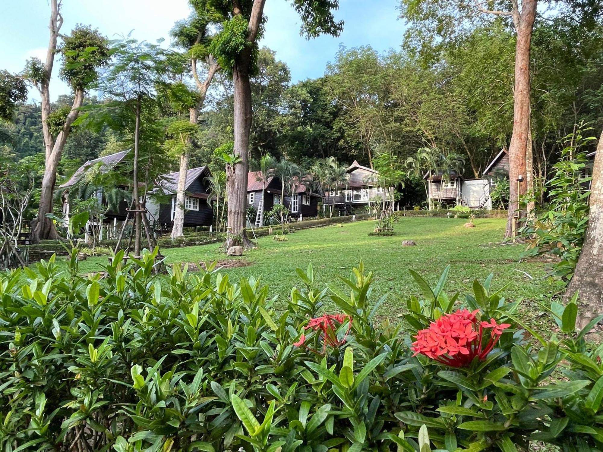 Vanara Bungalows Koh Chang Exterior photo